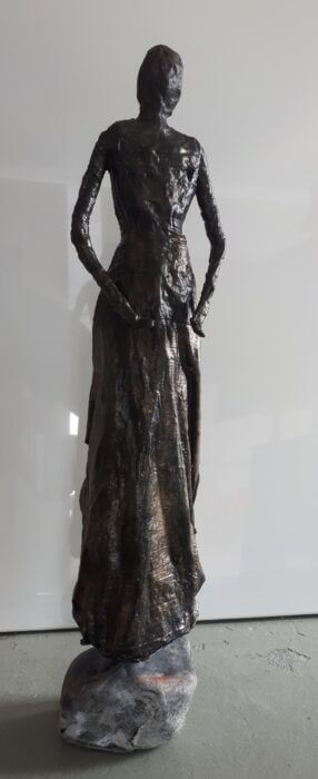 Figur Frau
67 cm
